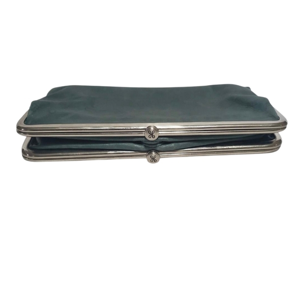 Hobo Vintage Hide Collection Lauren Double Frame Clutch Green Wallet. - Picture 3 of 16